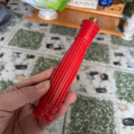 Cán đỏ bình xịt điện